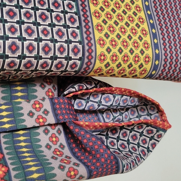 Boho 3/4 sleeves sz L beautiful print blouse - Picture 3 of 5